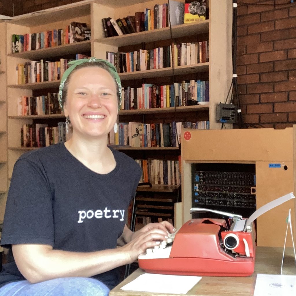 Molly Ovendon, poetry busker