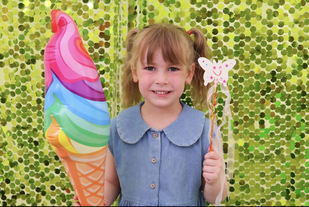 Kids crafting workshop